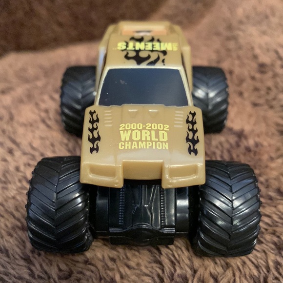 Team Meents Motor Sports 2002 SFX Monster Jam Truck 2000-2002 World Champion - Picture 2 of 7